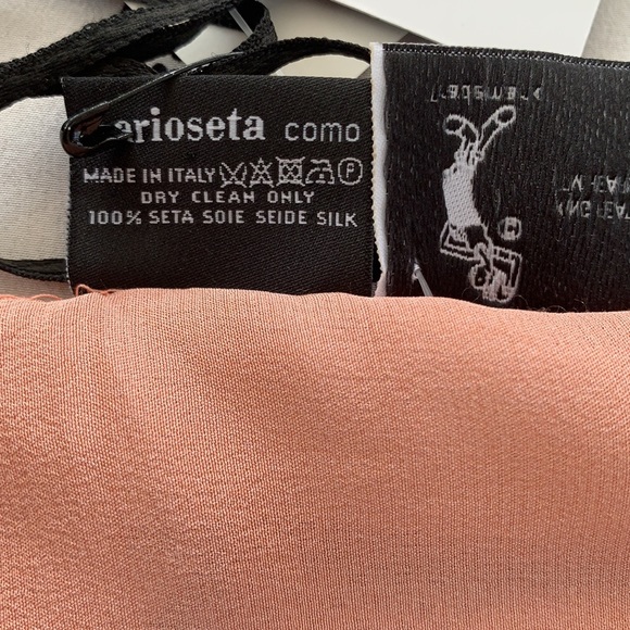 ❤️🔥❤️🔥Moschino Boutique silk scarf ❤️🔥❤️🔥 - Picture 8 of 8